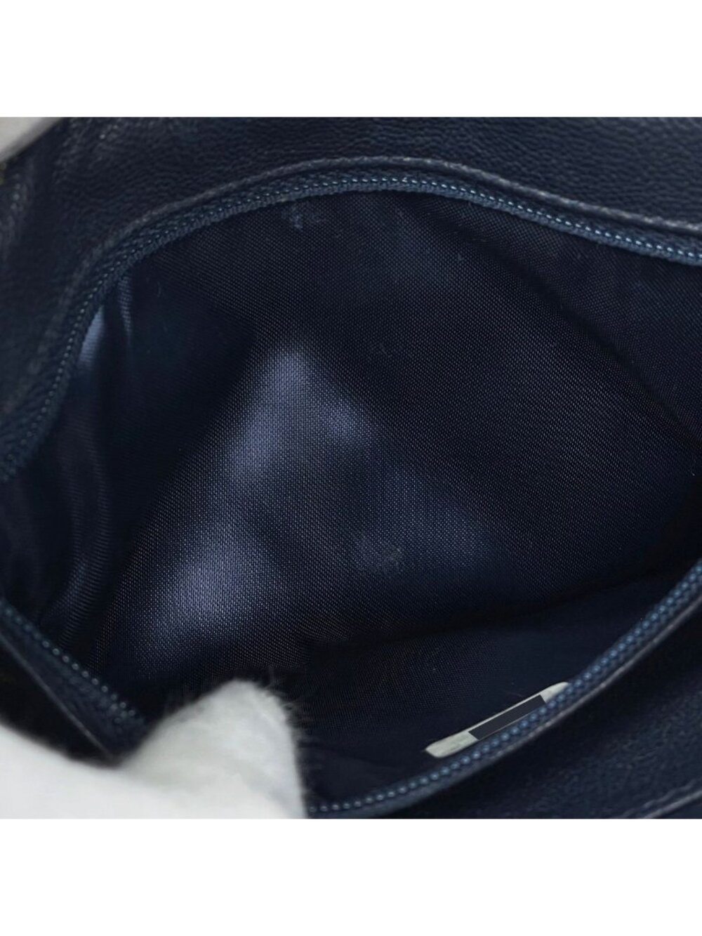 Chanel Shoulder Bag CC Logo Fringe Leather Navy - Picture 8 of 10